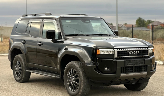 Toyota Land Cruiser Prado 2024 года