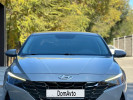 Hyundai Elantra 2022 года