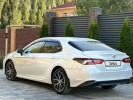 Toyota Camry 2023 года