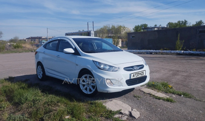 Hyundai Accent 2011 года