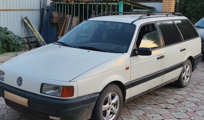Volkswagen Passat 1992 года