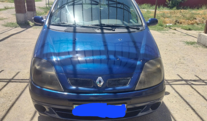 Renault Scenic 2001 года
