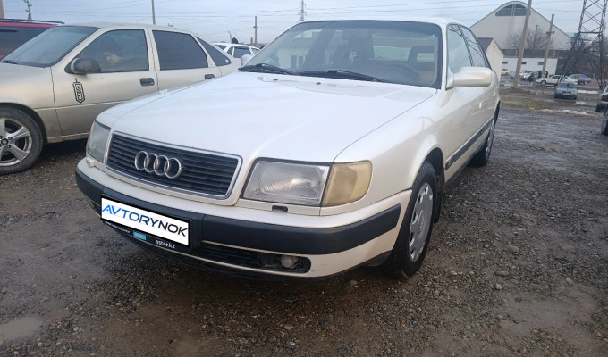 Audi 100 1992 года