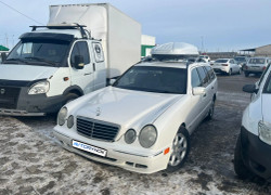 Mercedes-Benz E-Класс 1997 года