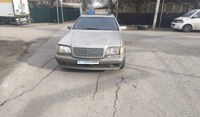 Mercedes-Benz S-Класс 1995 года