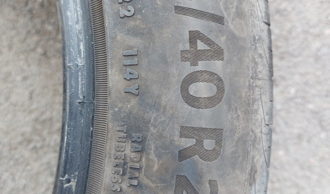 Шины 325/40R22 Continental 