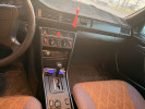 Mercedes-Benz E-Класс 1993 года