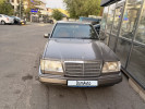 Mercedes-Benz E-Класс 1993 года