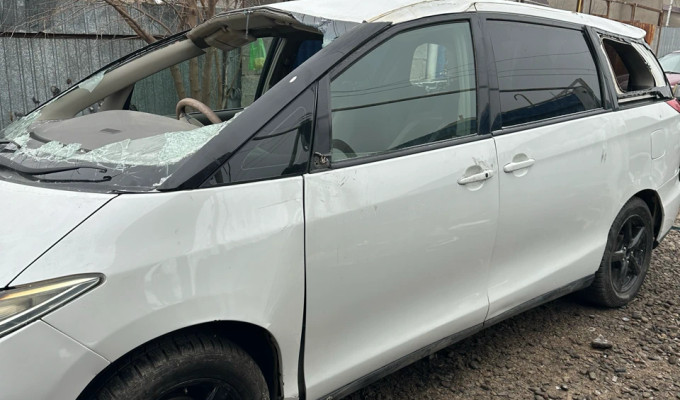 Toyota Estima 2009 года