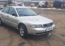 Audi A4 1995 года