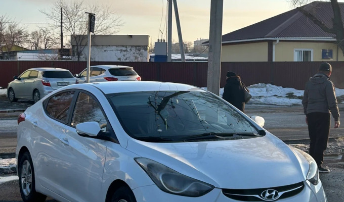 Hyundai Avante 2012 года