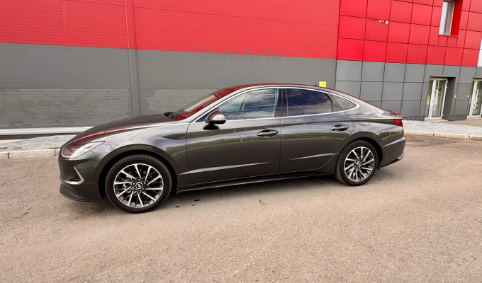 Hyundai Sonata 2022 года