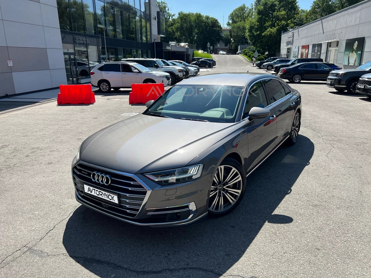 Audi A8, 2022