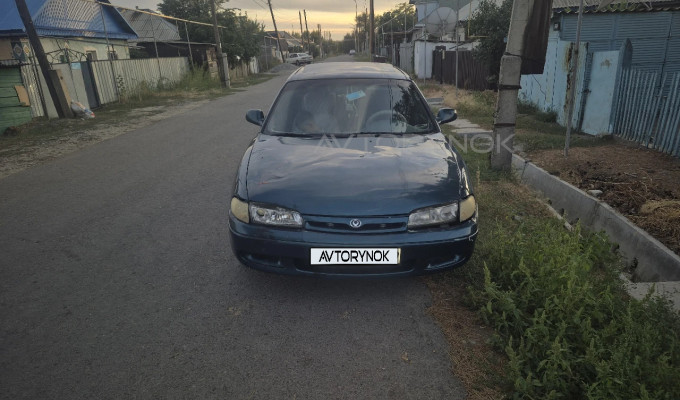 Mazda Cronos 1993 года