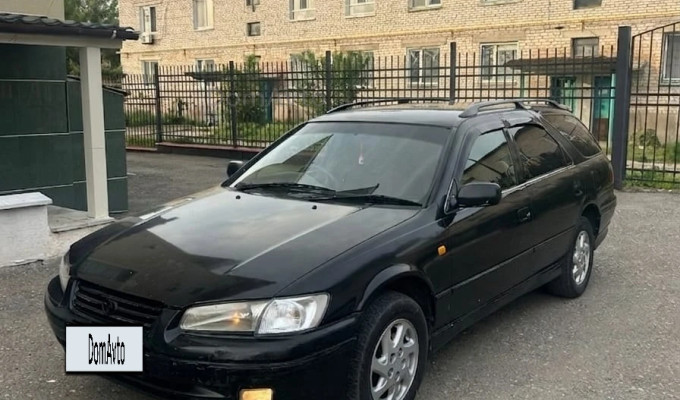 Toyota Camry Gracia 1997 года