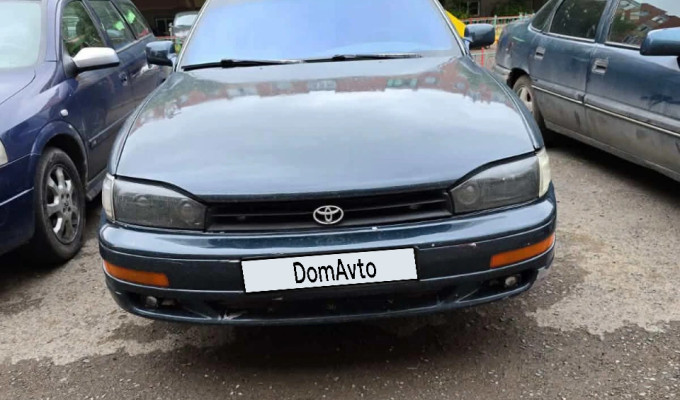 Toyota Camry 1993 года