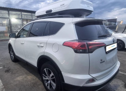 Toyota RAV4 2016 года