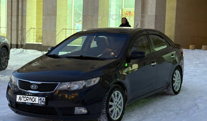 Kia Cerato 2011 года