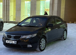 Kia Cerato 2011 года