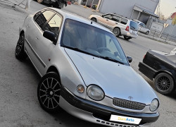 Toyota Corolla 1999 года