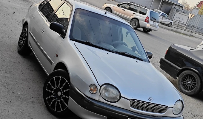 Toyota Corolla 1999 года