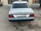 Mercedes-Benz E-Класс 1988 года