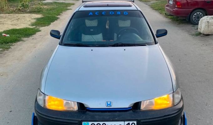 Honda Accord 1993 года