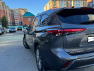 Toyota Highlander 2021 года