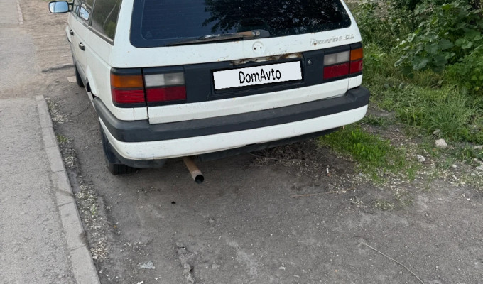 Volkswagen Passat 1993 года