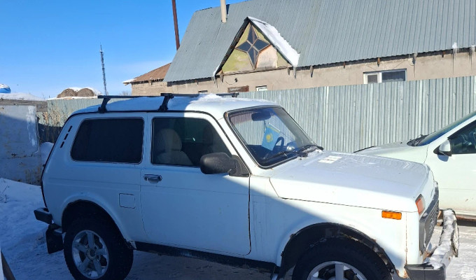 ВАЗ (Lada) 2121 (4x4) 2013 года