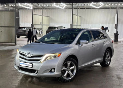 Toyota Venza 2012 года