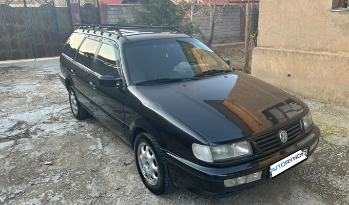 Volkswagen Passat 1995 года