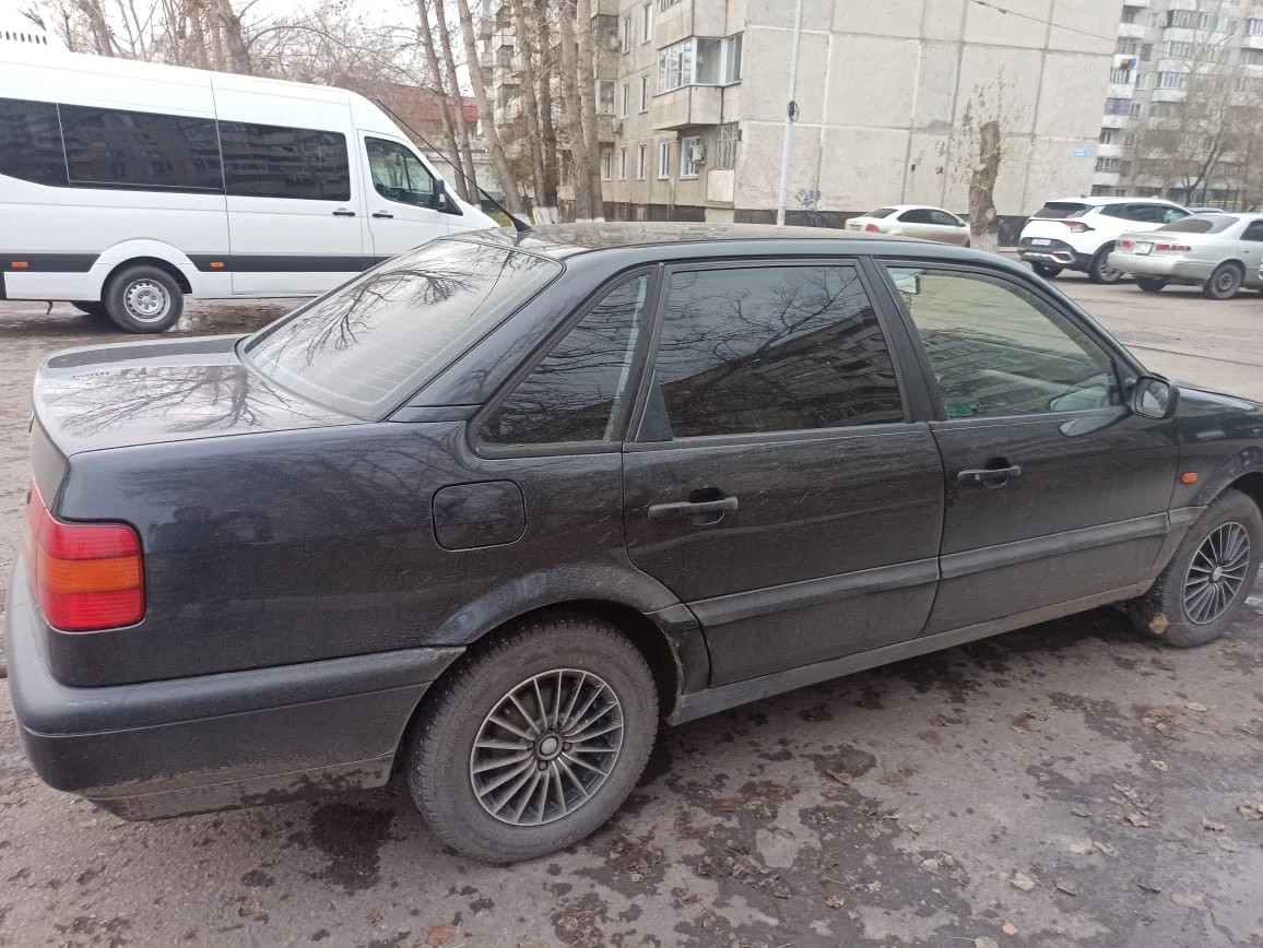 Volkswagen Passat, 1993