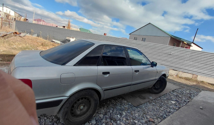 Audi 80 1992 года
