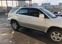 Lexus RX 2001 года