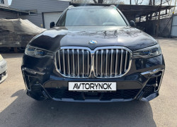 BMW X7 2022 года