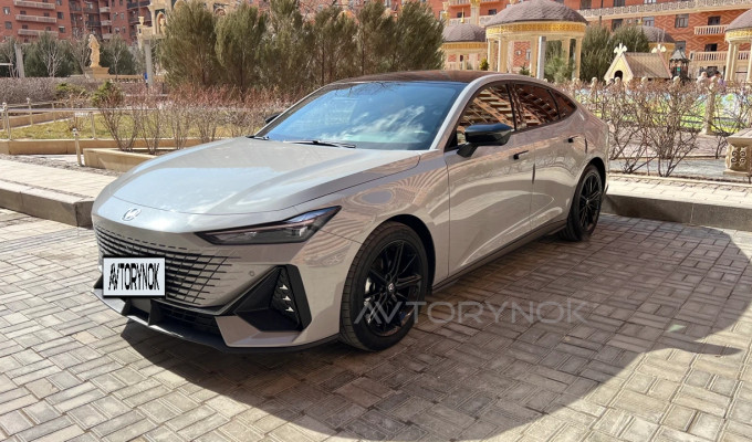 Changan UNI-V 2023 года