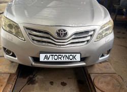 Toyota Camry 2011 года