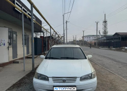 Toyota Camry 1998 года