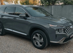 Hyundai Santa Fe 2022 года