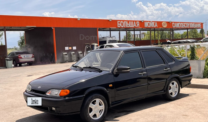 ВАЗ (Lada) 2115 2012 года