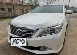 Toyota Camry 2013 года
