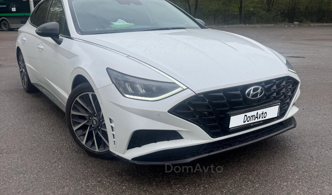 Hyundai Sonata 2022 года