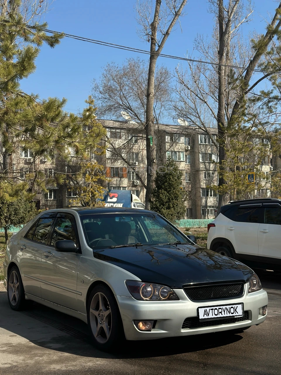 Toyota Altezza, 1998