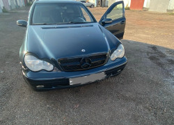Mercedes-Benz C-Класс 2001 года