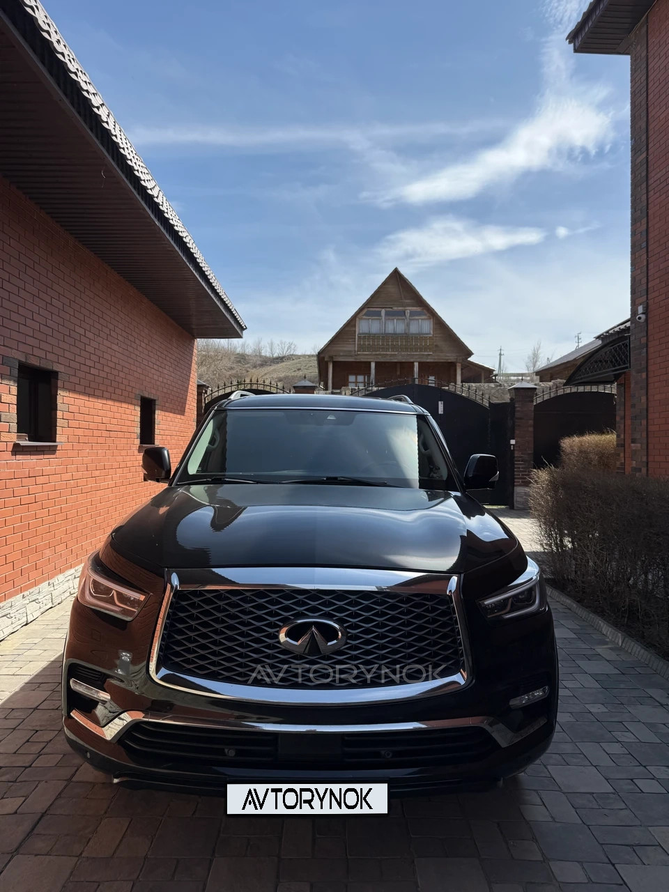 Infiniti QX80, 2018