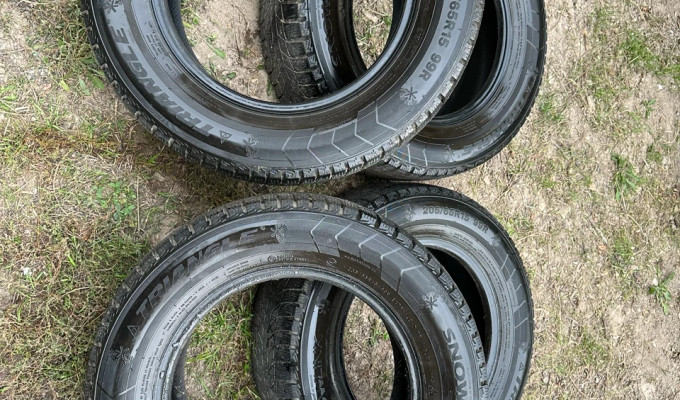 Зимние шины 205/65R15 Triangle 