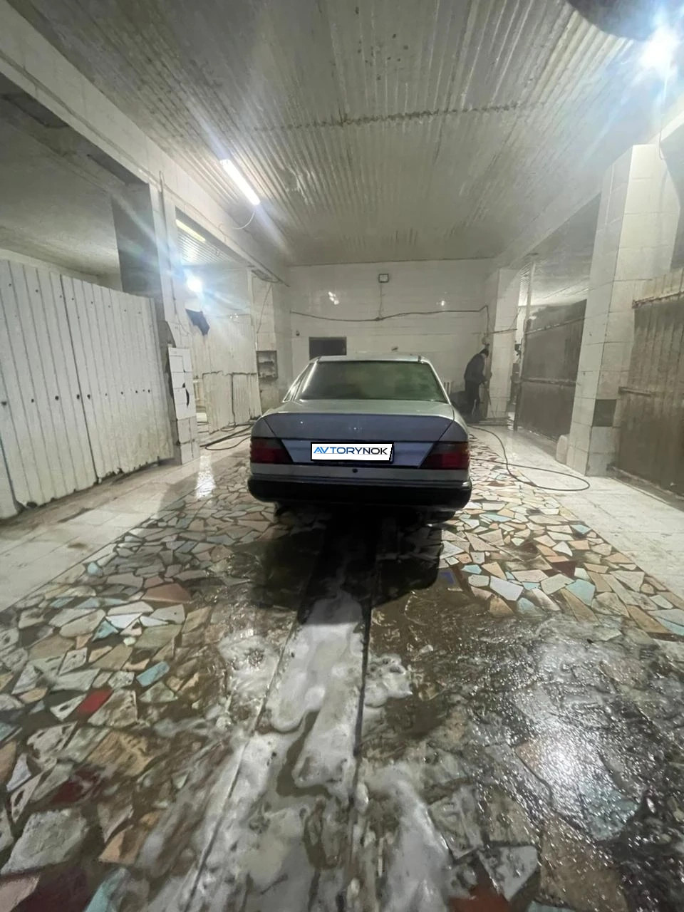 Mercedes-Benz E-Class, 1991
