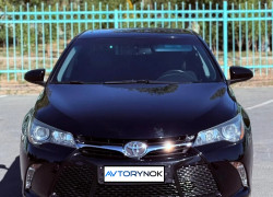 Toyota Camry 2016 года