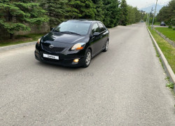 Toyota Yaris 2009 года